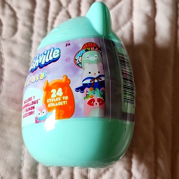 Sealed Squishmallows Squishville BLUE MYSTERY EGG 2" Plush & Fashion Acc… - Picture 3 of 4